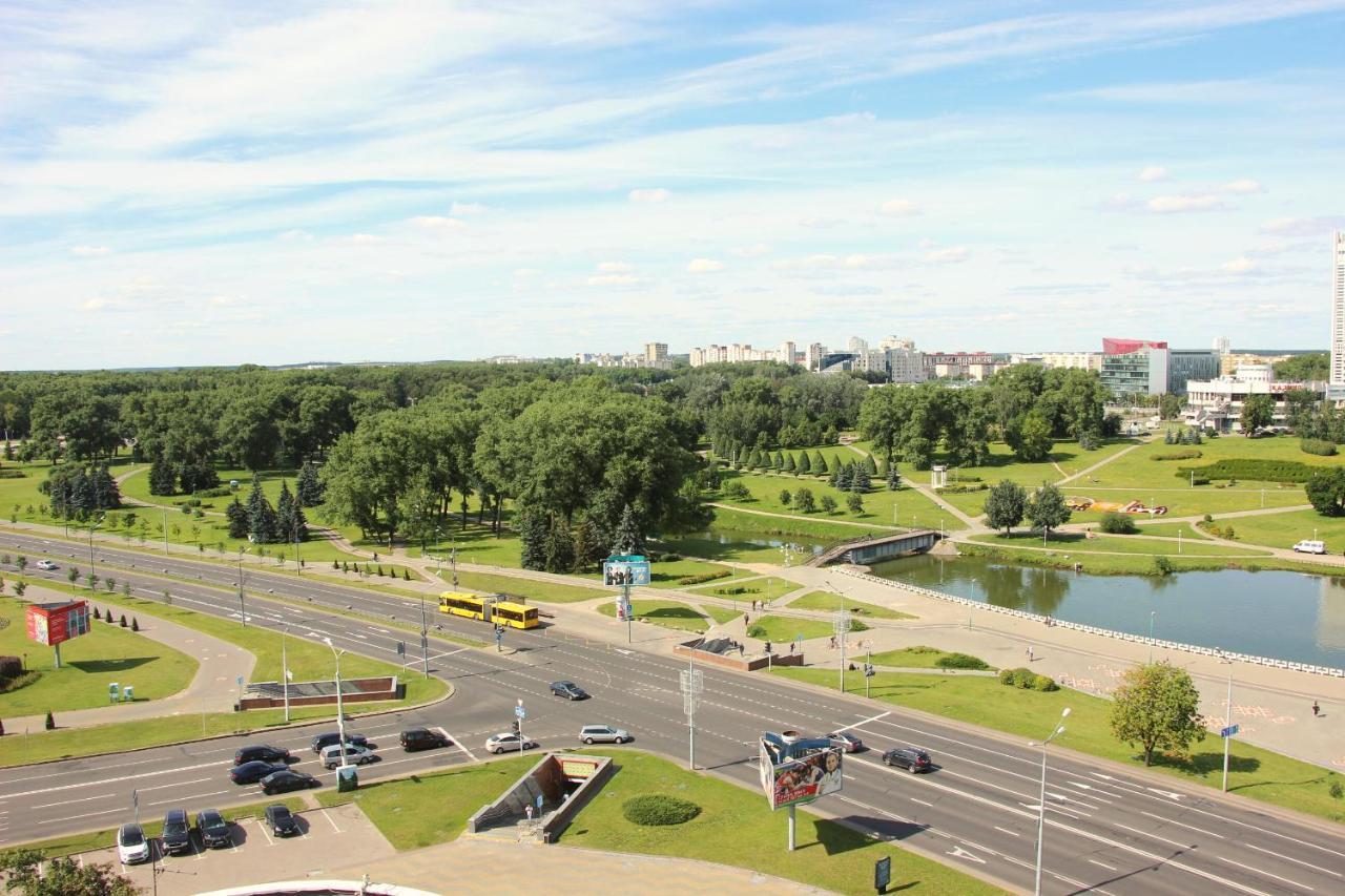Hotel Yubileiny Минск Екстериор снимка