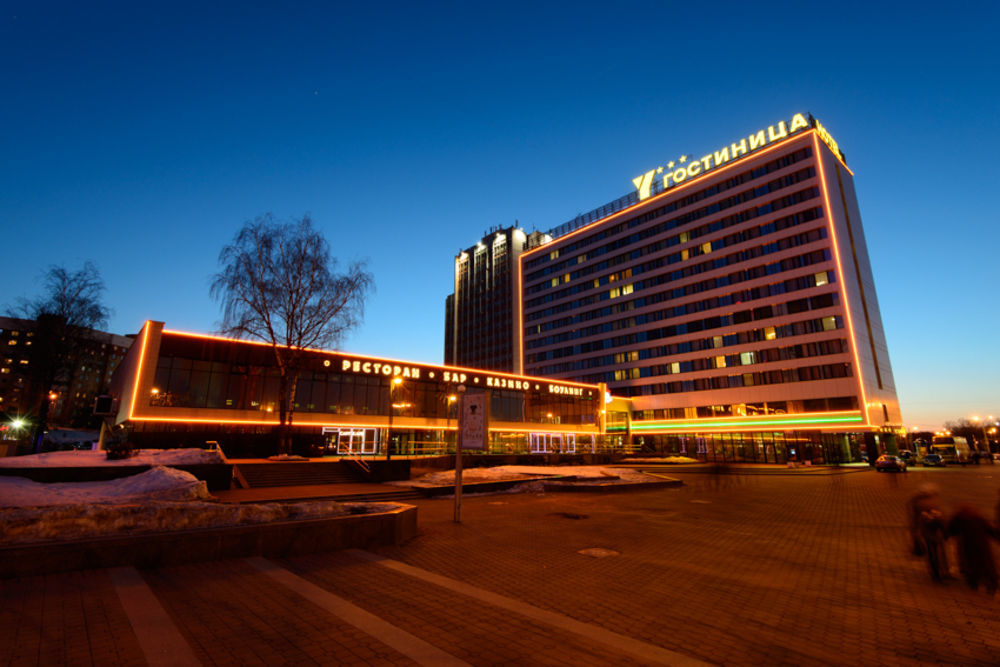 Hotel Yubileiny Минск Екстериор снимка