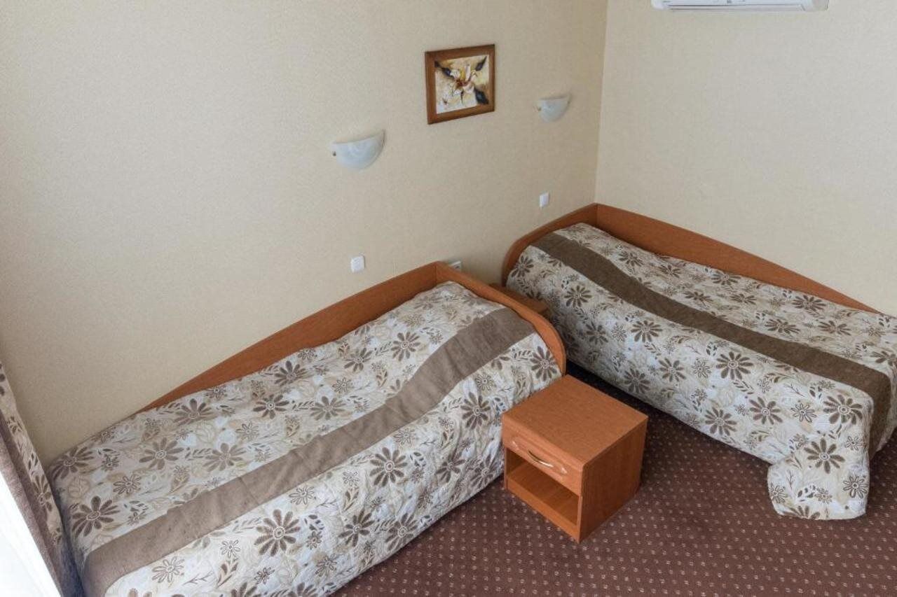 Hotel Yubileiny Минск Екстериор снимка